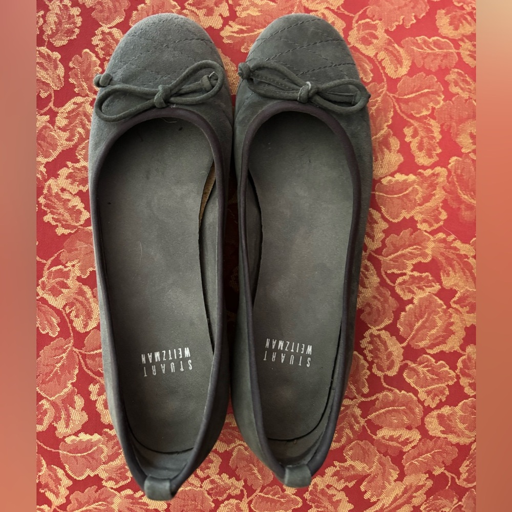 Stuart Weitzman grey suede ballet style shoes